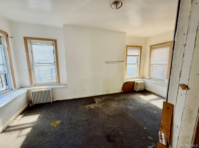 10433 142nd Street, Jamaica, NY 11435