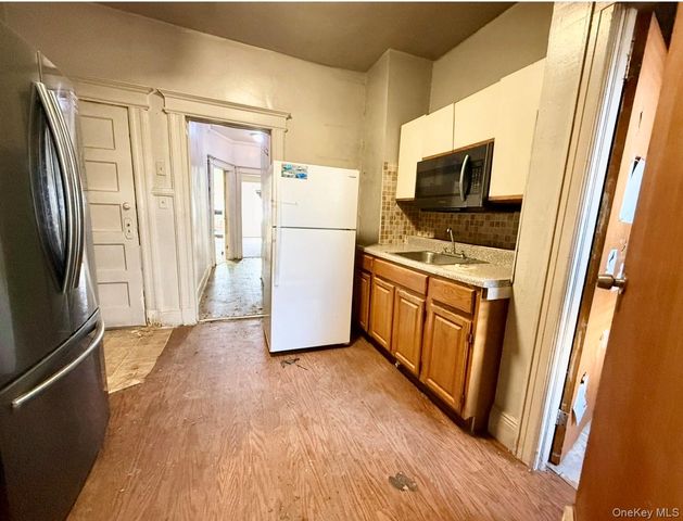 10433 142nd Street, Jamaica, NY 11435