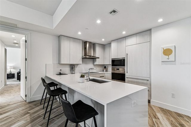 5120 MARINA WAY 14006, Tampa, FL 33611