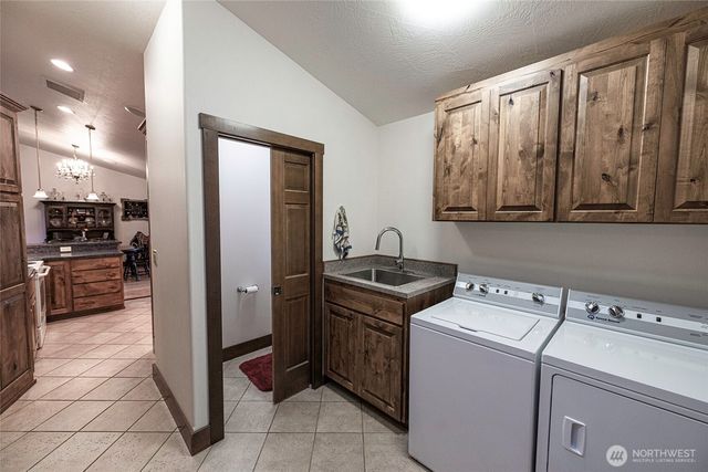 211 Last Chance Road, Walla Walla, WA 99362