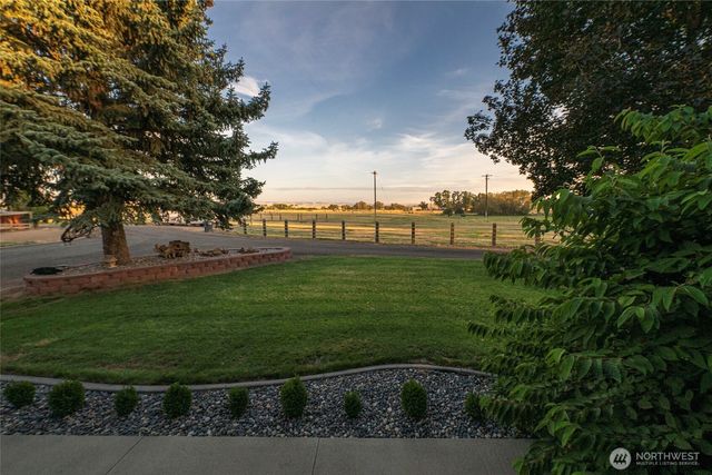 211 Last Chance Road, Walla Walla, WA 99362