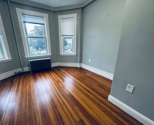 99 Bellingham Street 2, Chelsea, MA 02150