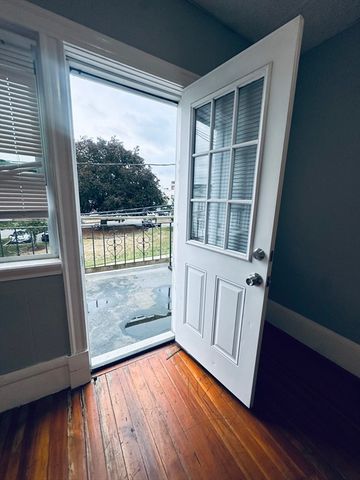 99 Bellingham Street 2, Chelsea, MA 02150