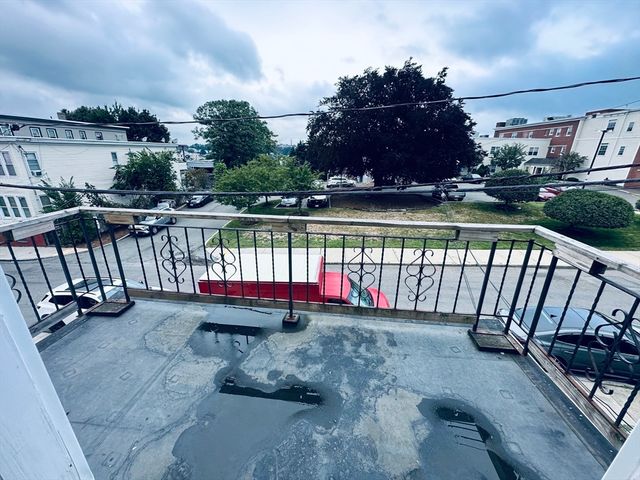 99 Bellingham Street 2, Chelsea, MA 02150
