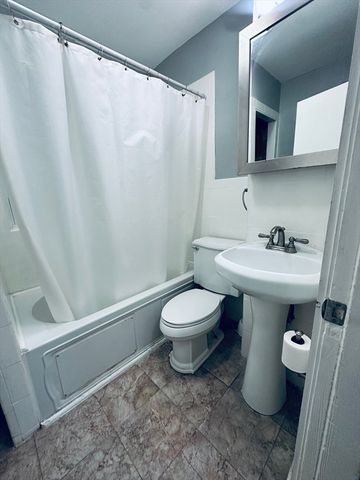 99 Bellingham Street 2, Chelsea, MA 02150
