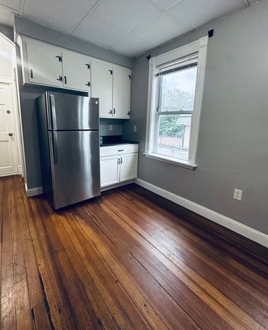 99 Bellingham Street 2, Chelsea, MA 02150
