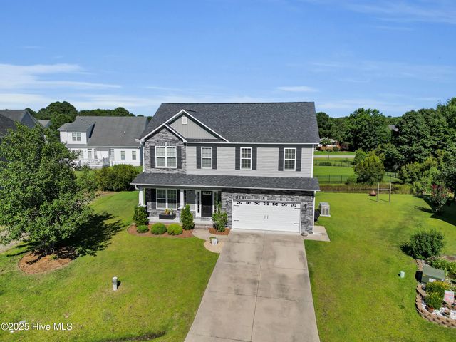 811 Sea Chaser Court, Beaufort, NC 28516