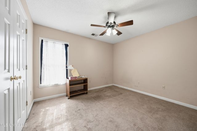 8891 Shellflower Drive, Southaven, MS 38671