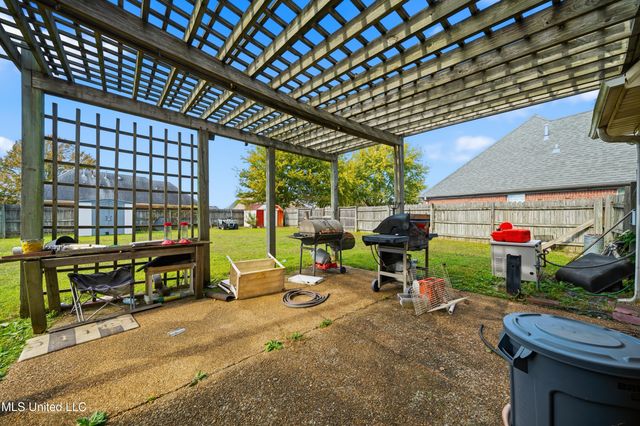 8891 Shellflower Drive, Southaven, MS 38671