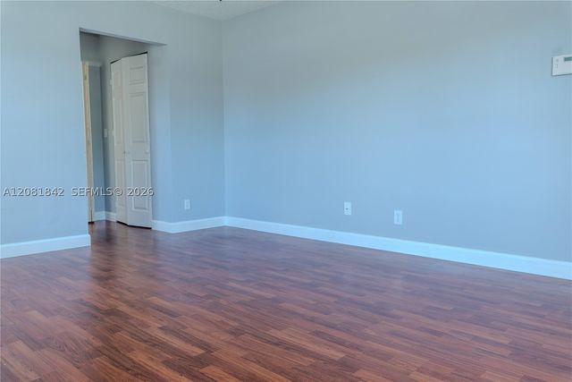 4513 Blue Pine Cir, Lake Worth, FL 33463