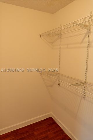 4513 Blue Pine Cir, Lake Worth, FL 33463