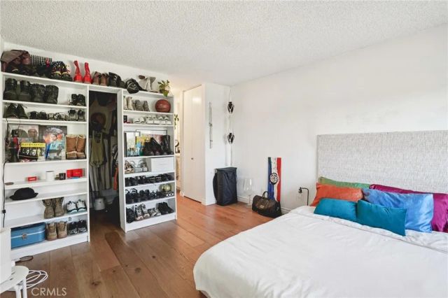 5460 White Oak C315, Encino, CA 91316