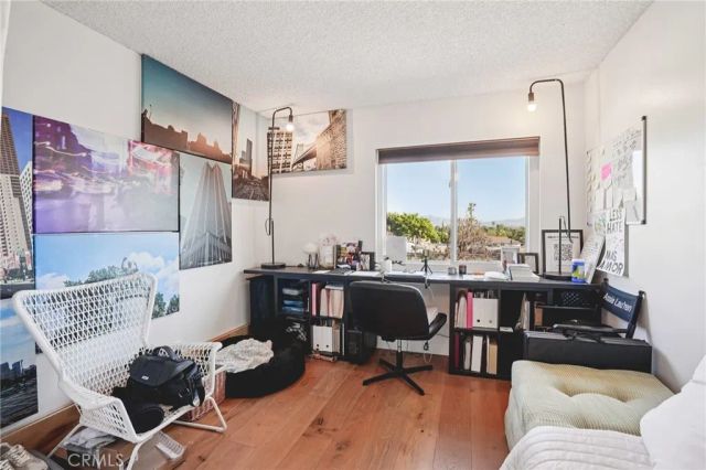 5460 White Oak C315, Encino, CA 91316