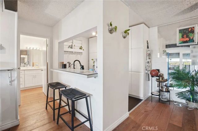 5460 White Oak C315, Encino, CA 91316