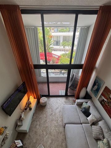 3589 S Ocean Boulevard 10, South Palm Beach, FL 33480