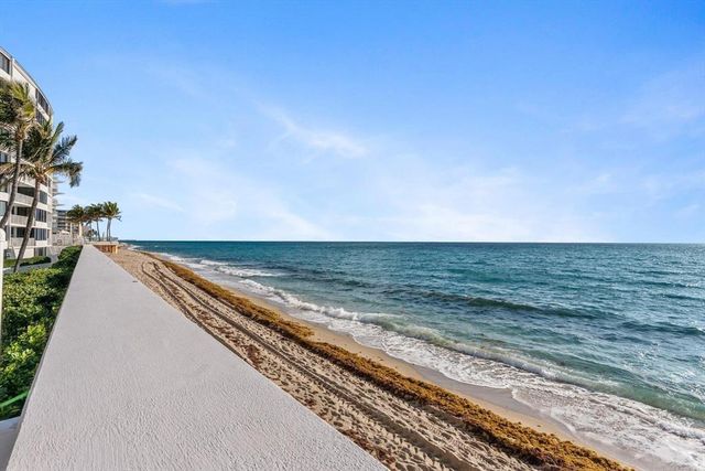 3589 S Ocean Boulevard 10, South Palm Beach, FL 33480