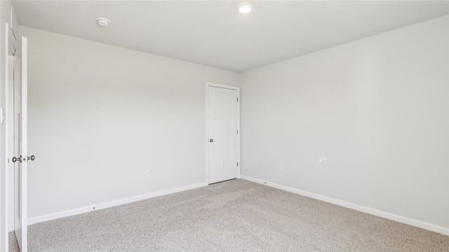 379 Leslie Farms Drive, Connoquenessing Boro, PA 16033