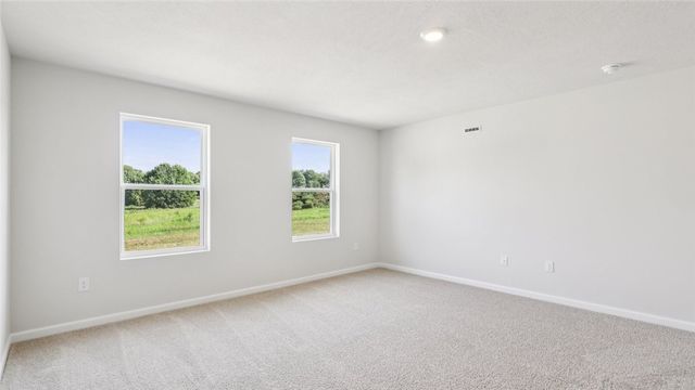 379 Leslie Farms Drive, Connoquenessing Boro, PA 16033