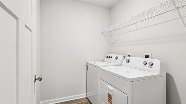 379 Leslie Farms Drive, Connoquenessing Boro, PA 16033