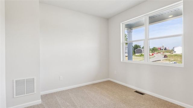 379 Leslie Farms Drive, Connoquenessing Boro, PA 16033