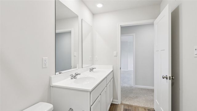 379 Leslie Farms Drive, Connoquenessing Boro, PA 16033