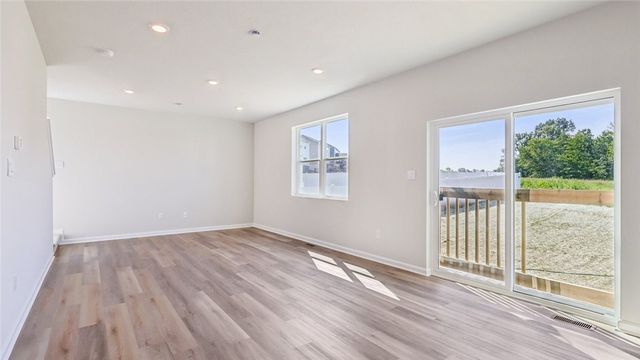 379 Leslie Farms Drive, Connoquenessing Boro, PA 16033