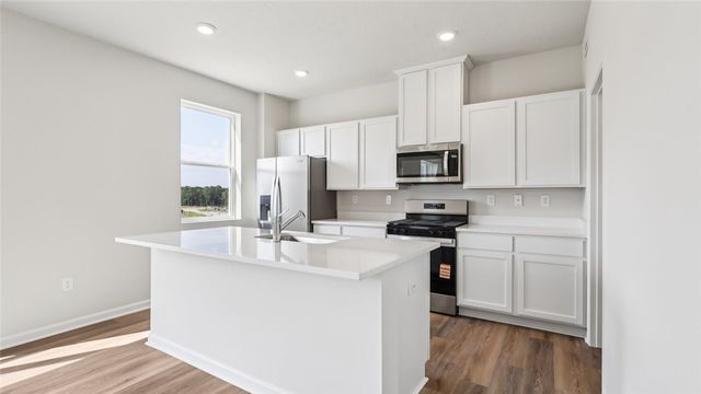 379 Leslie Farms Drive, Connoquenessing Boro, PA 16033