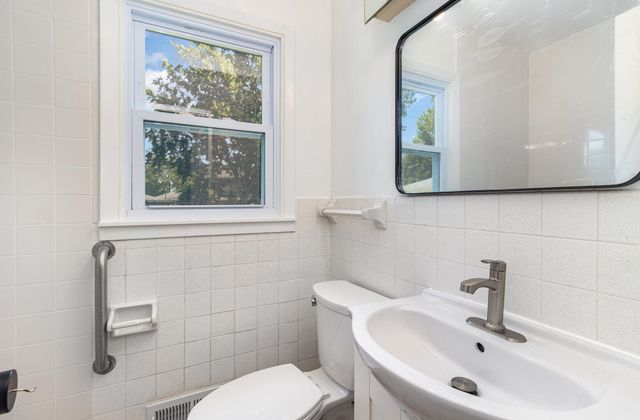 8445 10th Avenue S, Bloomington, MN 55420