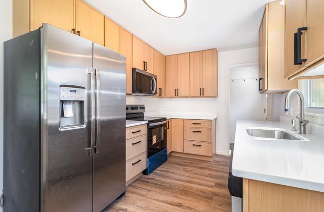 8445 10th Avenue S, Bloomington, MN 55420