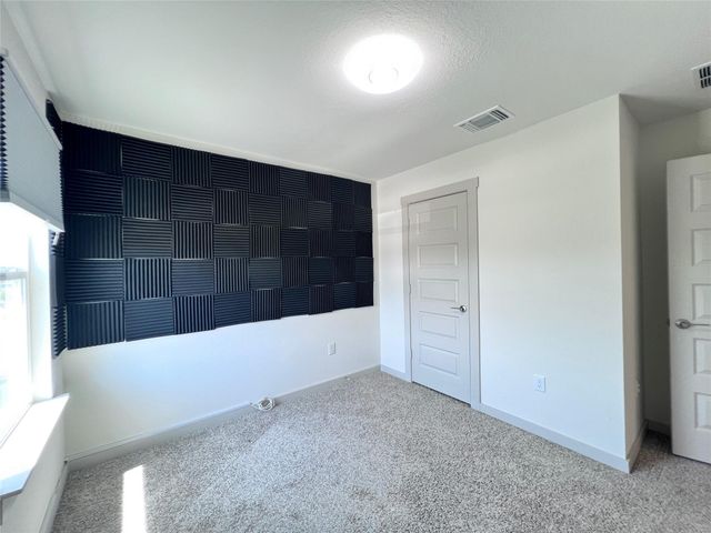 2108 Daleside LN, Austin, TX 78754
