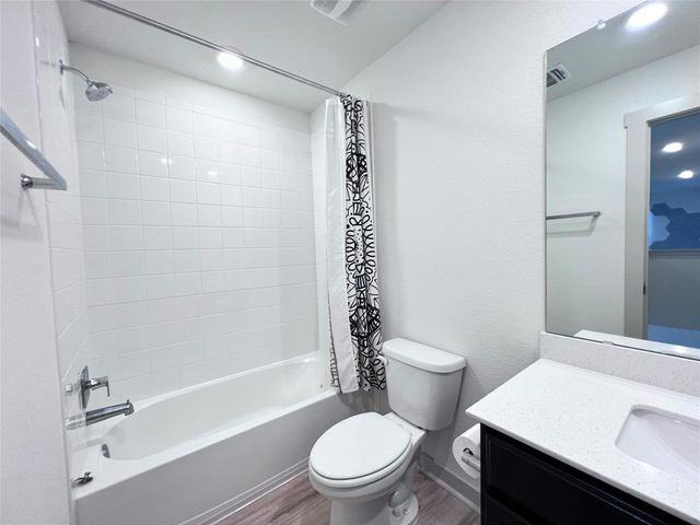 2108 Daleside LN, Austin, TX 78754