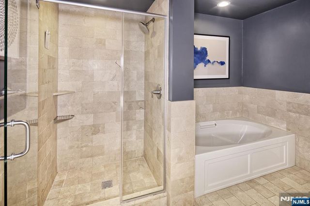 1025 Maxwell Lane 1104, Hoboken, NJ 07030