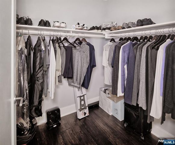 1025 Maxwell Lane 1104, Hoboken, NJ 07030