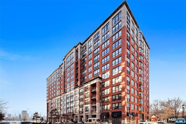 1025 Maxwell Lane 1104, Hoboken, NJ 07030