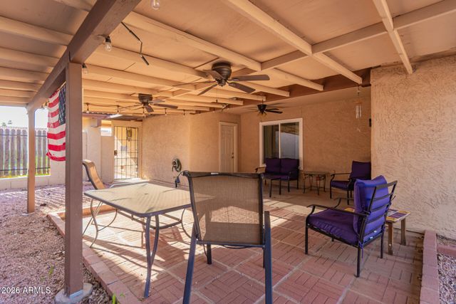 5222 E TAMBLO Drive, Phoenix, AZ 85044