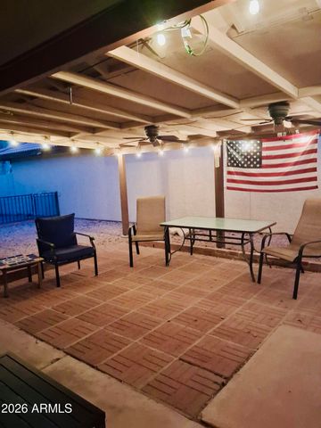 5222 E TAMBLO Drive, Phoenix, AZ 85044