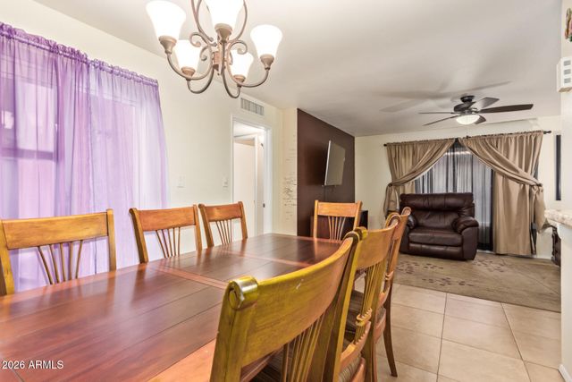 5222 E TAMBLO Drive, Phoenix, AZ 85044