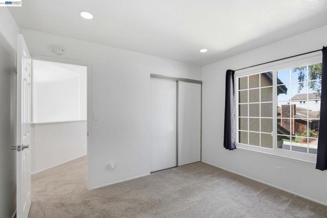 6010 Peppertree Ct, Newark, CA 94560