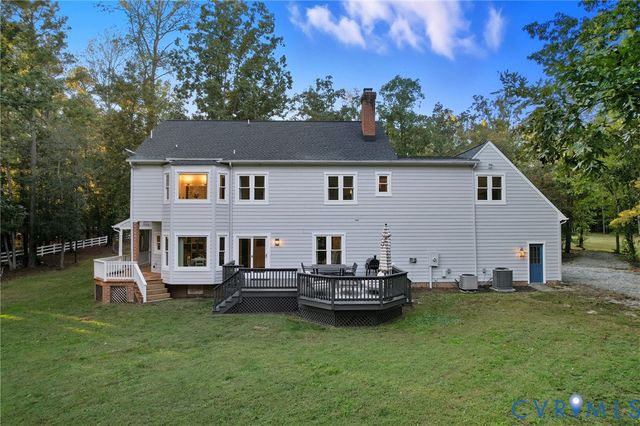 15406 Pinehurst Forest Dr, Montpelier, VA 23192