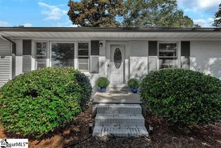 2024 Corinth Drive, Seneca, SC 29672