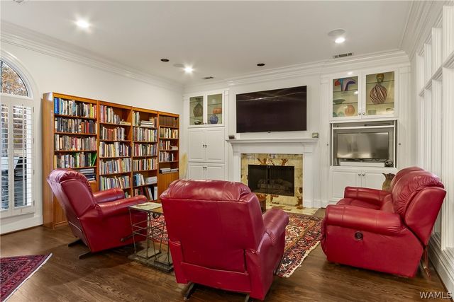 8721 Forrestal NE, Tuscaloosa, AL 35406