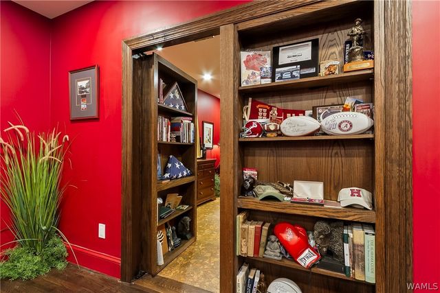 8721 Forrestal NE, Tuscaloosa, AL 35406