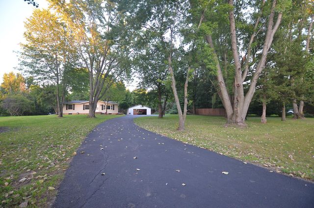 7908 NE Oday Avenue NE, Elk River, MN 55330