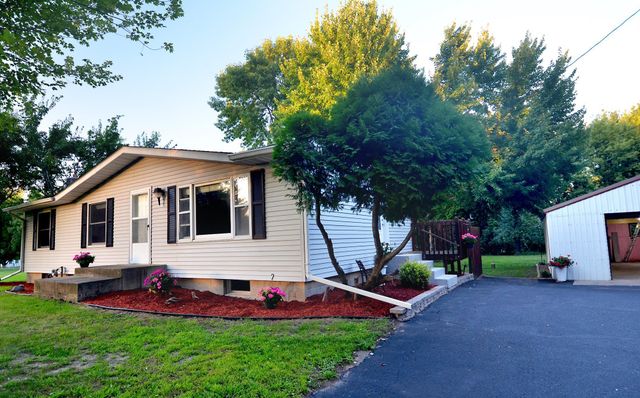 7908 NE Oday Avenue NE, Elk River, MN 55330