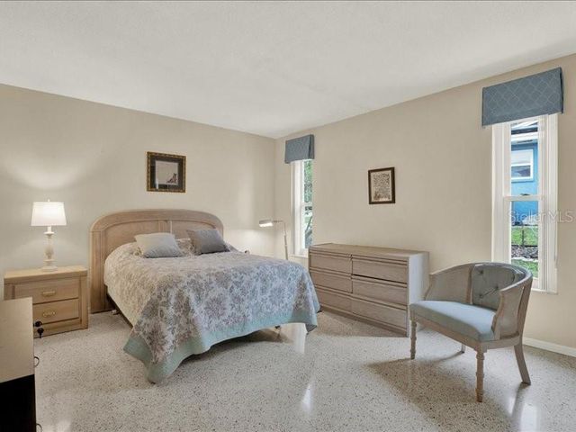 11235 APACHE PLACE, Largo, FL 33774