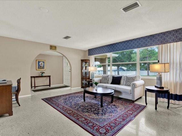 11235 APACHE PLACE, Largo, FL 33774