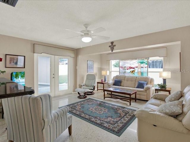 11235 APACHE PLACE, Largo, FL 33774