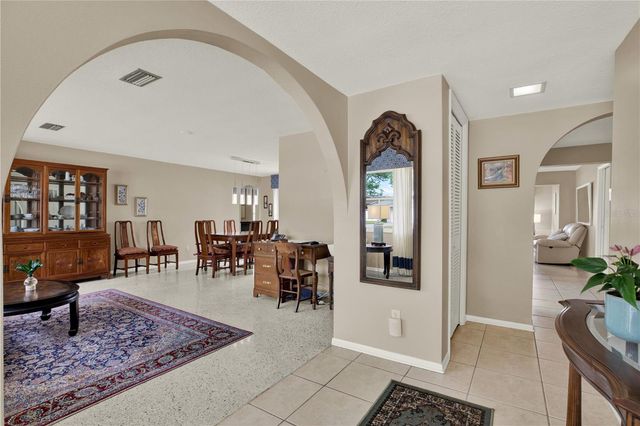 11235 APACHE PLACE, Largo, FL 33774