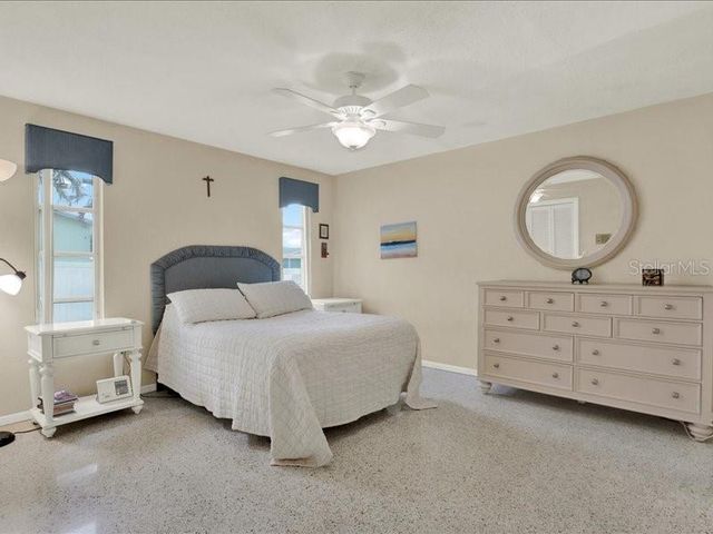 11235 APACHE PLACE, Largo, FL 33774