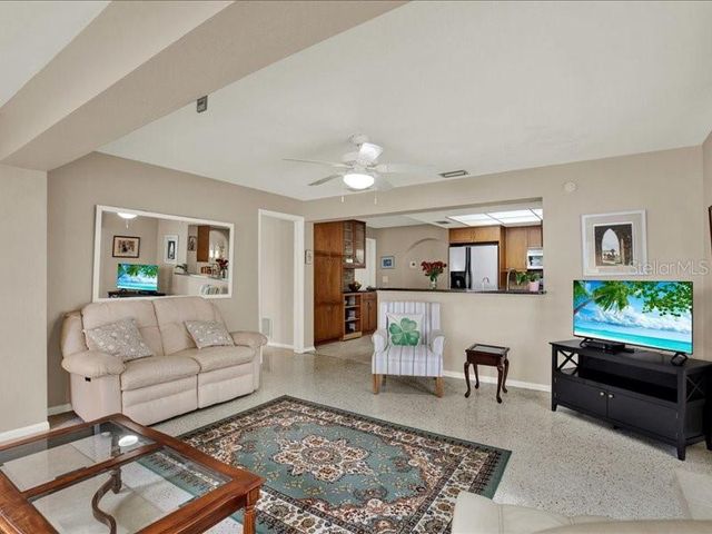 11235 APACHE PLACE, Largo, FL 33774